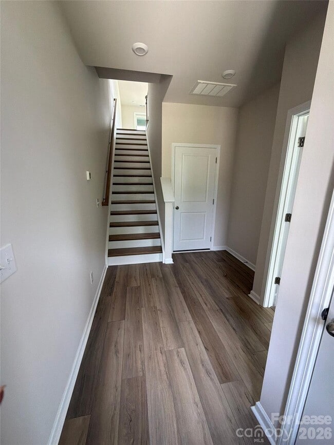 Photo - 4623 Swan Meadow Ln