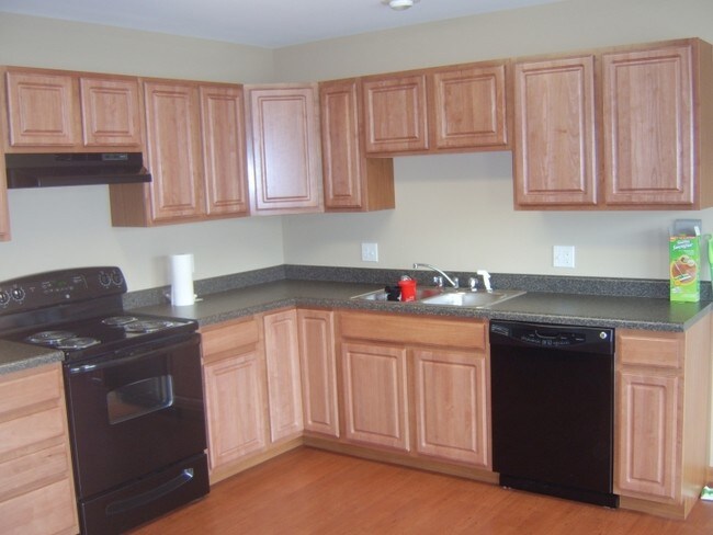 Photo - Emerald Pointe Townhomes