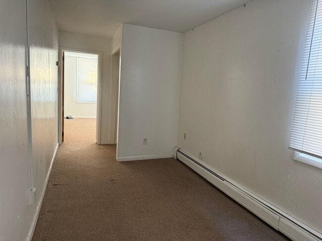 Building Photo - 6101 Newkirk Ave Unit 1 Rental