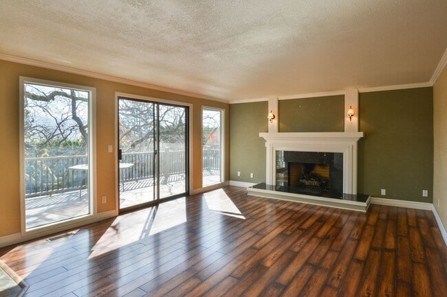 Photo - Incredible Peaceful View of the Valley 3 b...