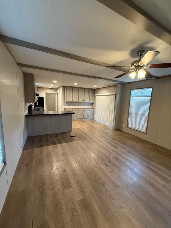 Photo - 327 County Rd 2296