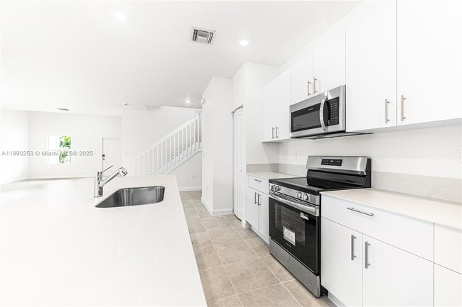 Photo - 2232 SE 30th St