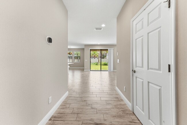 Photo - Absolutely Stunning 4 BR + LOFT + OFFICE/2.5 Bath/2 Car Garage home in Starkey Ranch!