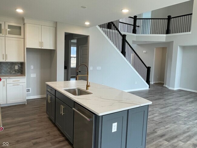 Photo - 14472 Beaument Blvd