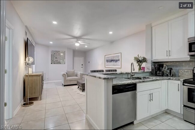 living room - 8407 Bernwood Cove Loop Unit 511