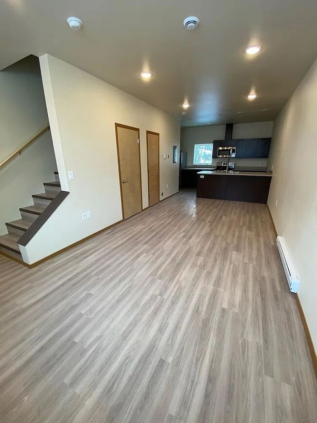 Photo - Midway Flats, LLC Unit B-2