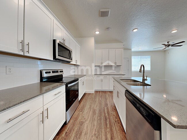 Photo - 6721 Mountain Maple Dr