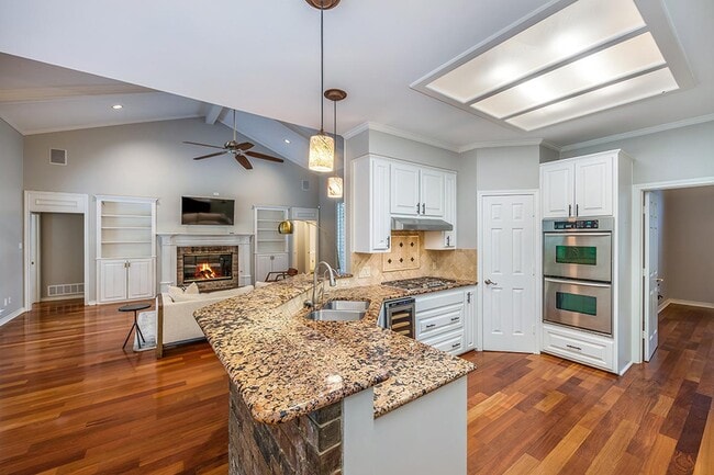 Photo - 12119 Larchgate Dr