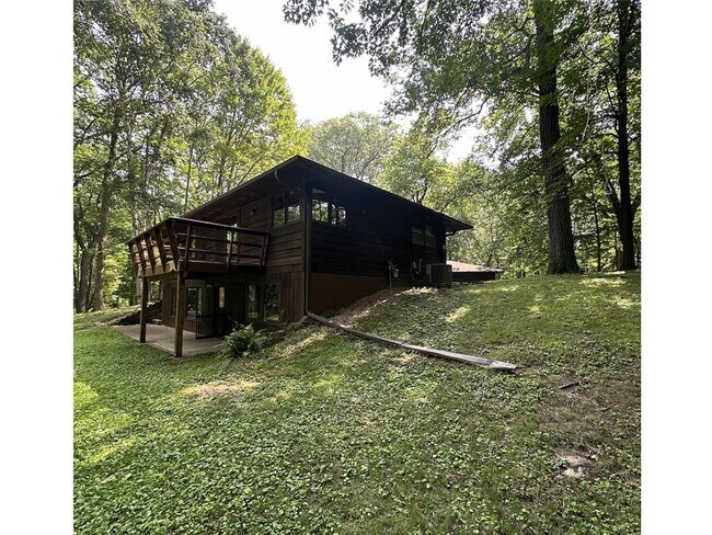 Photo - 22633 Jeffrey Ave N