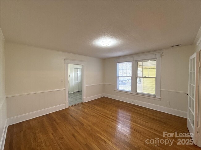 Photo - 1516 Pleasant Plains Rd