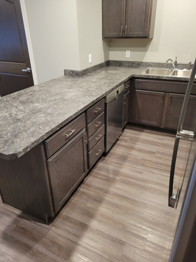 1054 Emma Lou Ln NW Townhome Townhome Rental in Bemidji MN