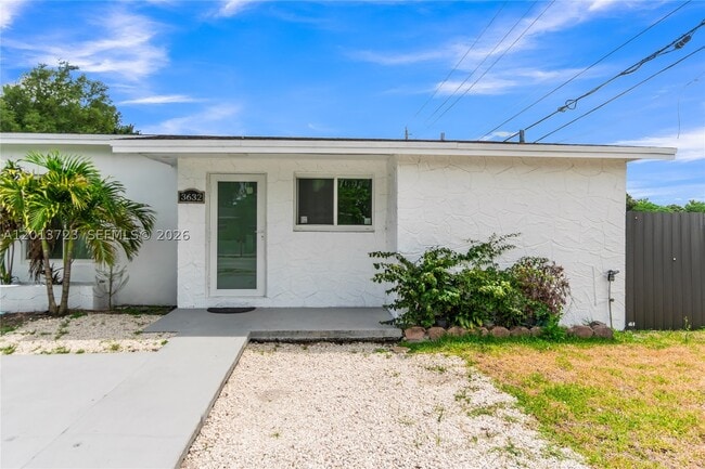 Building Photo - 3632 NW 194th St Unit 3632