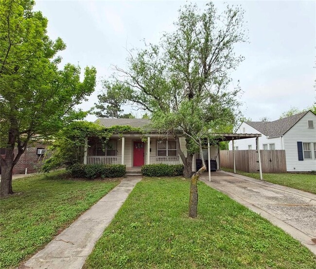 Building Photo - 6806 NW 45th St