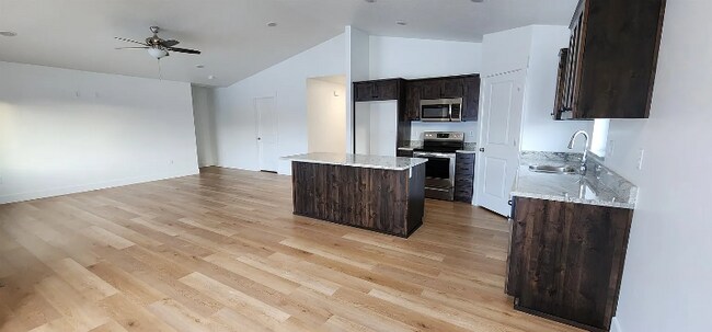 Photo - 4940 Masterson Cir