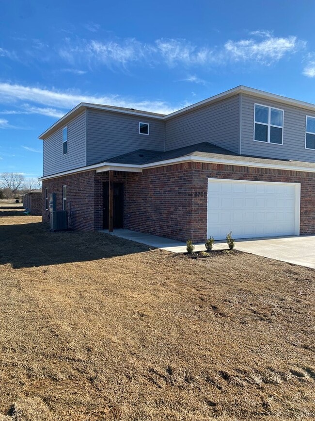 Photo - NOW PRELEASING! Three Bedroom | Two and a Half Bathroom Duplex in Lawlis Ranch
