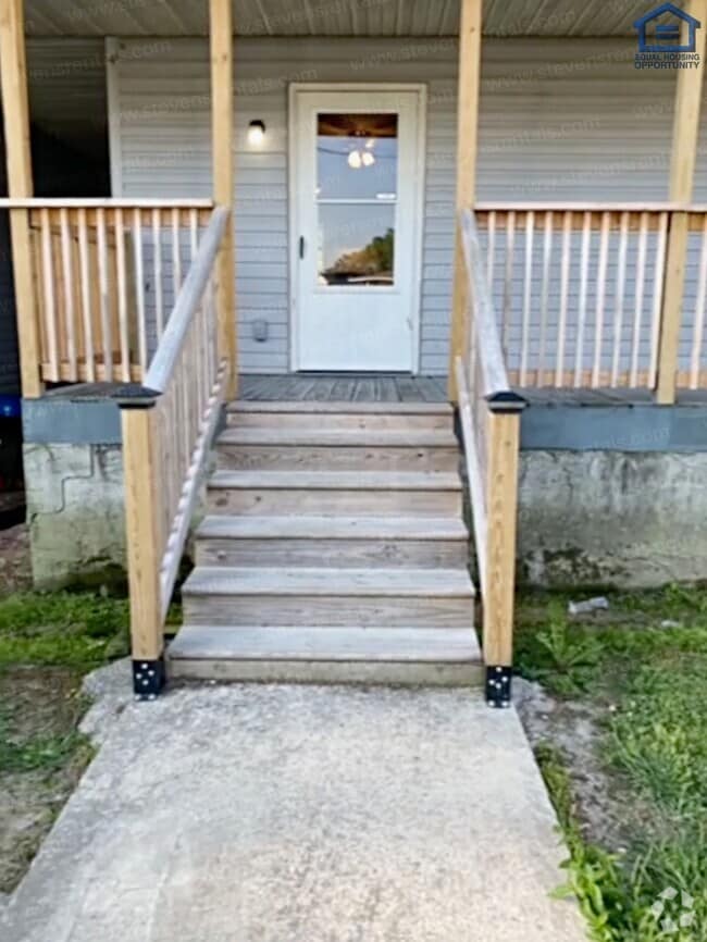 Building Photo - 200 Dogwood Pointe Dr Rental
