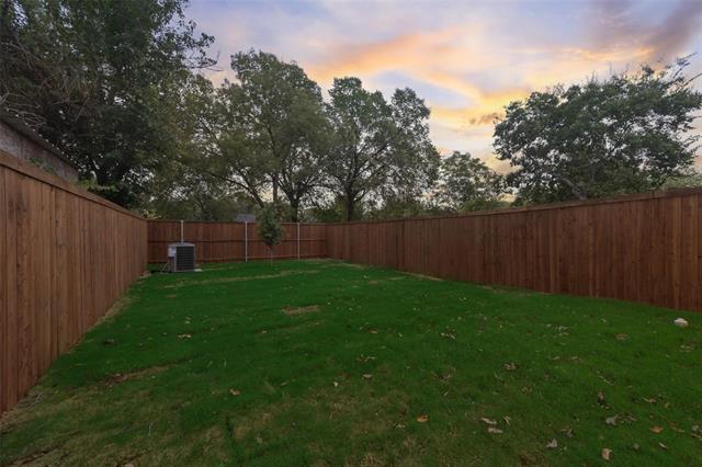 Photo - 217 W Yarmouth St