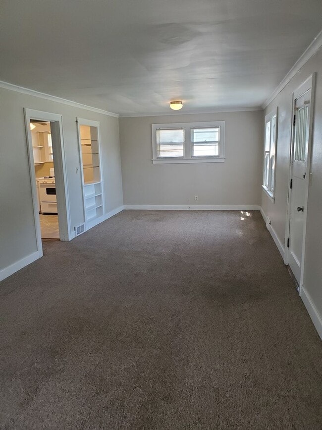 Photo - 3 Bedroom 1 Bath House in Rock Island