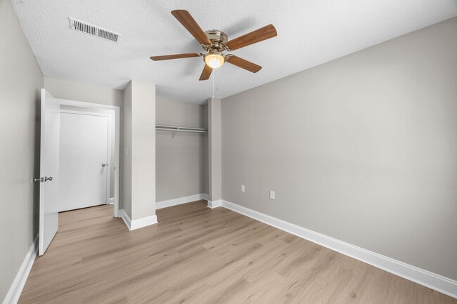 Pine Crest Apartments