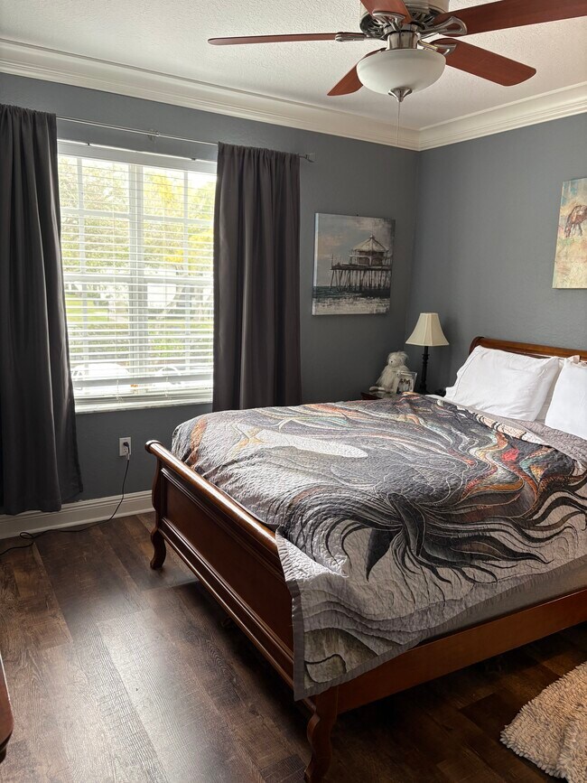 Photo - 404 Belmont Pl