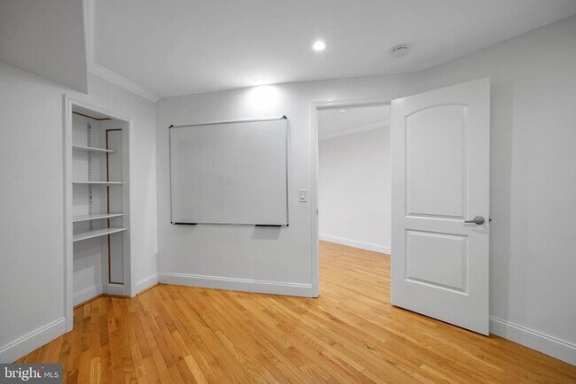 Photo - 1828 California St NW