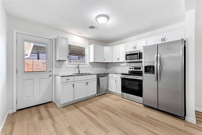 Photo - 14791 Dutchmans Dr