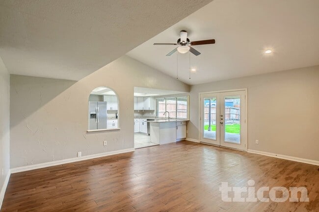 Photo - 333 Clearfield Dr