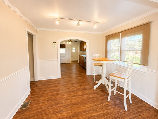 Photo - 110 Reid Acres Ln