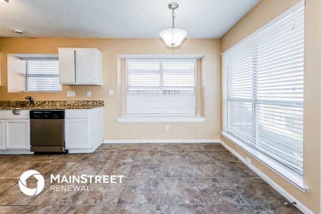 Photo - 6110 Sasaki Way