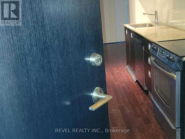 Photo - 33 Charles St E Unit 2901