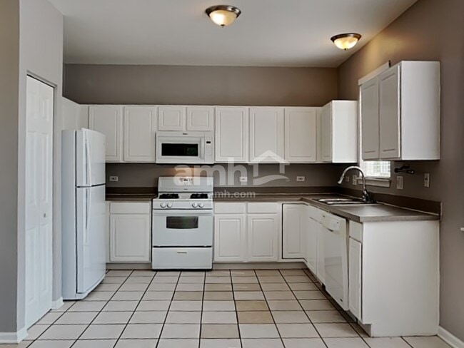 Photo - 9921 Bedford Dr