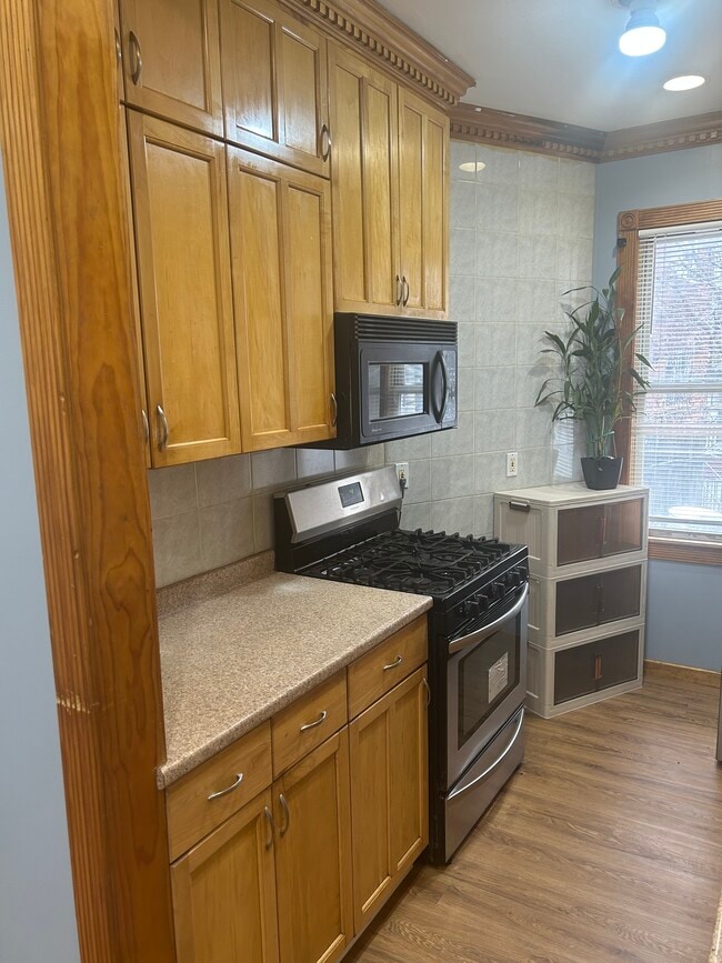 Photo - 6094 Flushing Ave Unit 6094 Flushing Avenue