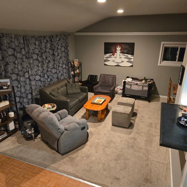 Photo - 509 Frank Ln