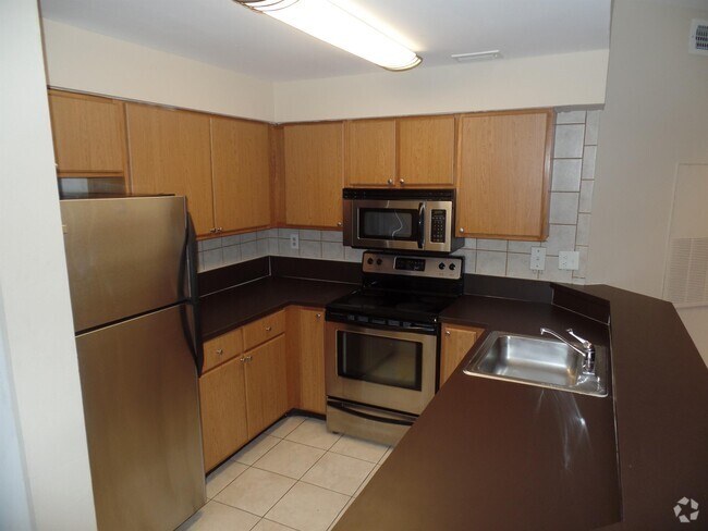 Building Photo - 2550 SW 18th Terrace Rental