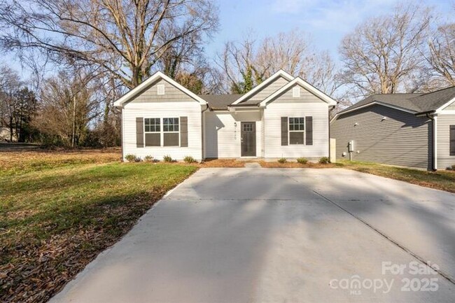 New Home in Gastonia! - New Home in Gastonia!