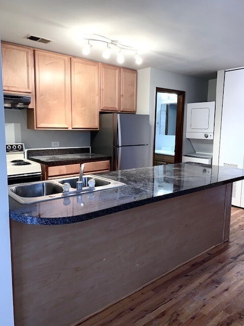 Photo - 3055 N Sheffield Ave Unidad 3B