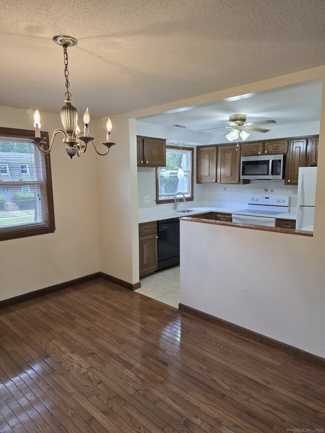 Photo - 338 Dunfey Ln Unit APT D