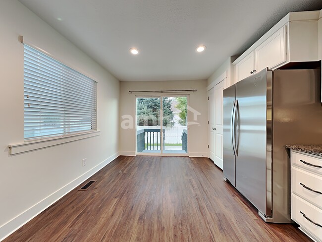 Photo - 1742 E Shadow Dr