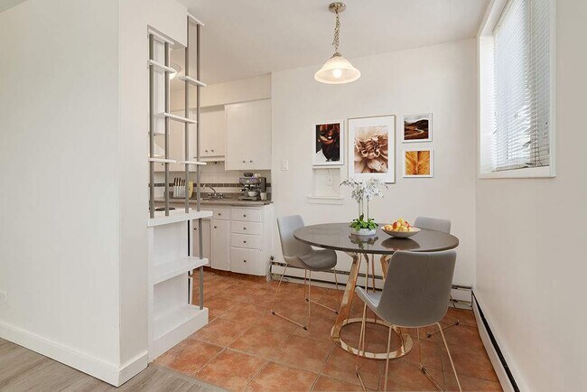 Photo - Dorchester Apartments