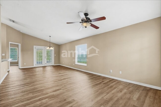 3255 Grand Pines Dr