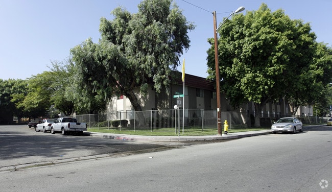 Photo - Waterman Apartments