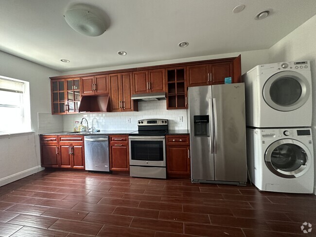 Building Photo - 2802 Winton Street Unit 2nd fl Rental