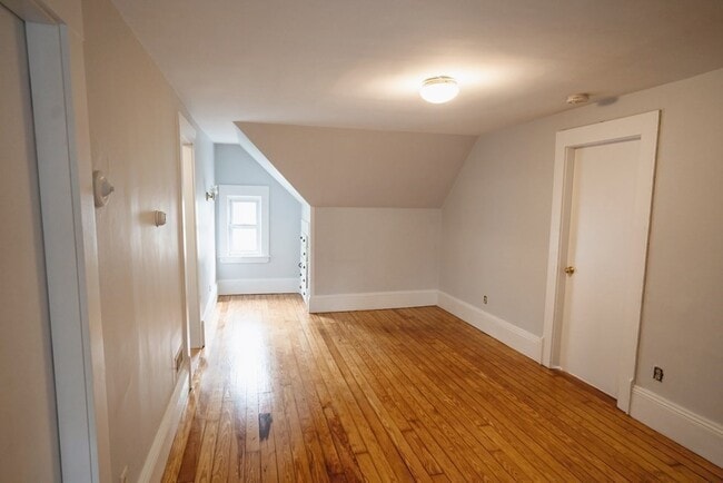 Photo - 315 Lafayette St Unidad 3