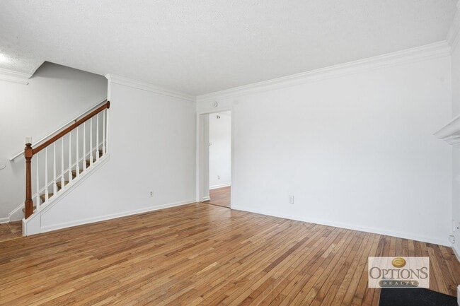 Photo - Cul-de-sac home ready to move in!