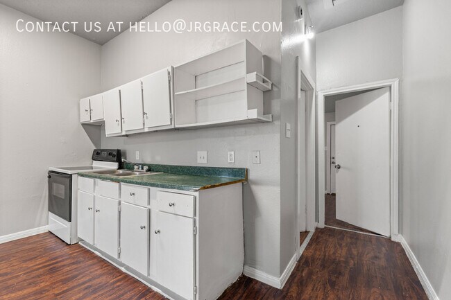 Photo - 1720 Webster Ave