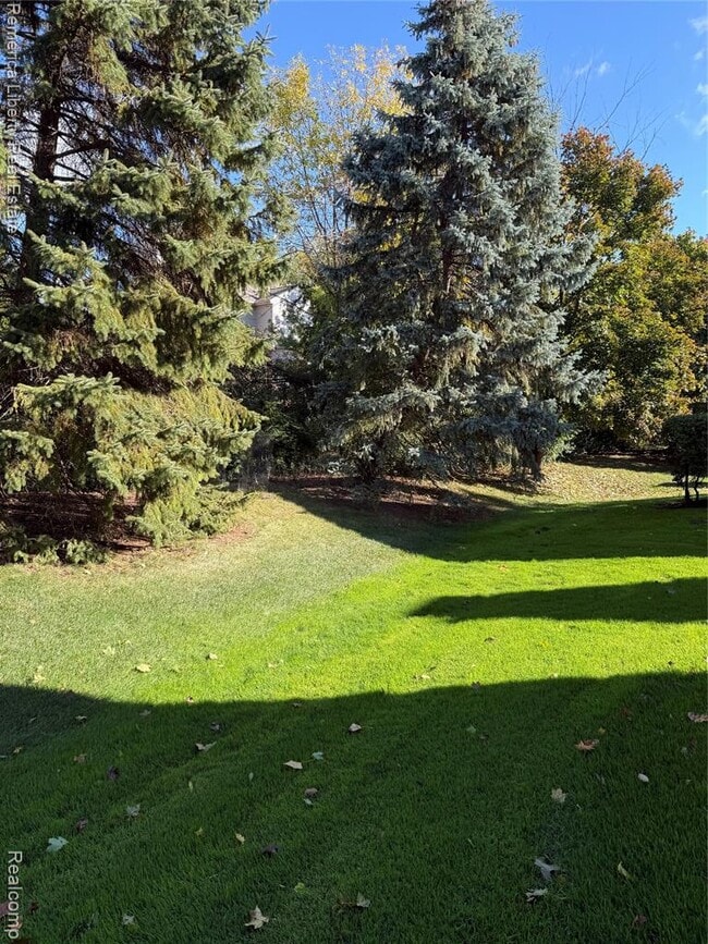 Photo - 39484 Village Run Dr Unidad 189