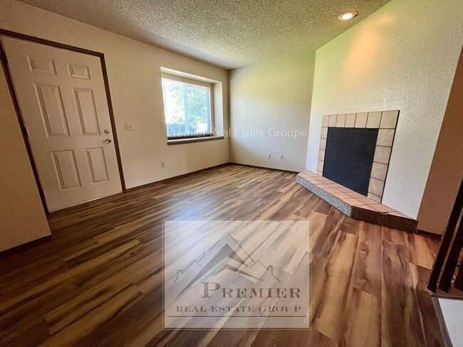 Photo - 2158 Baltimore Cir