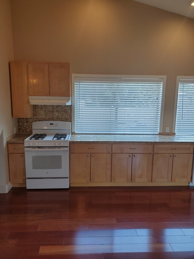 Photo - 230 Orchard Ave Unit 230