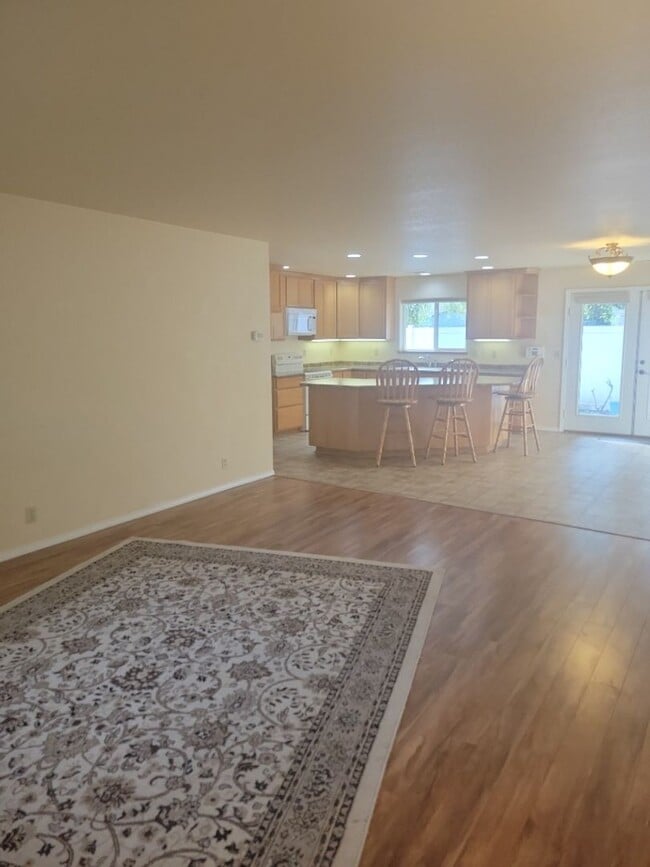 Photo - Beautiful 3 bed/2 bath home in Rogue River...