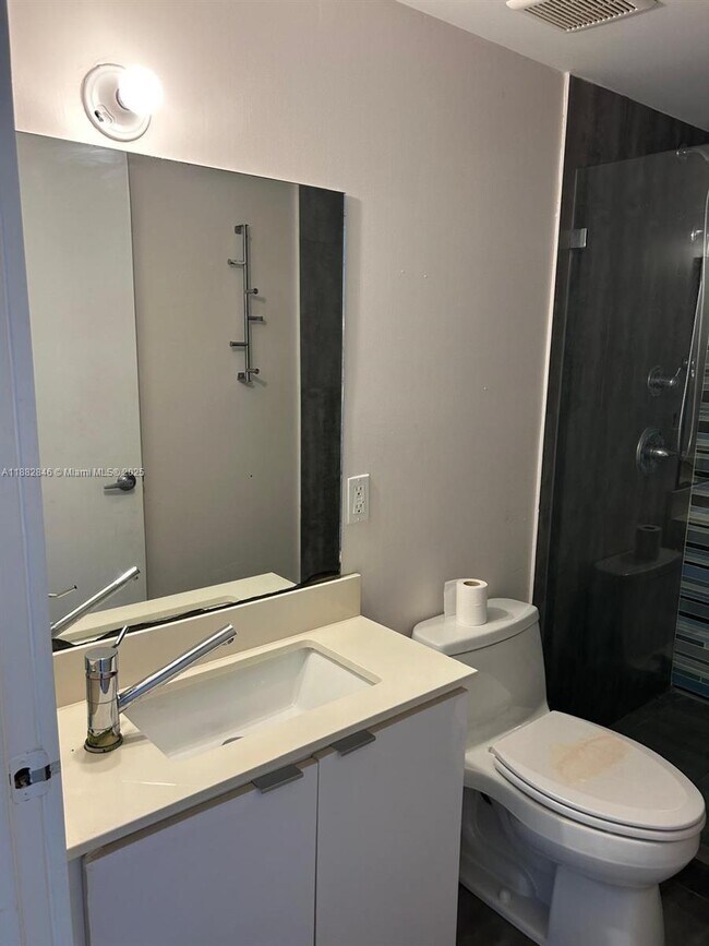 Photo - 801 15th St Unit 206